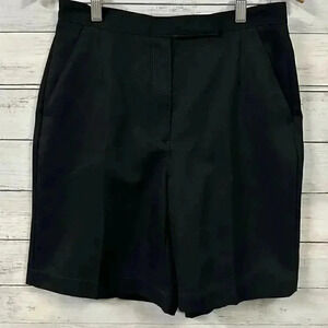 LizGolf Black Pleated Shorts Size 10